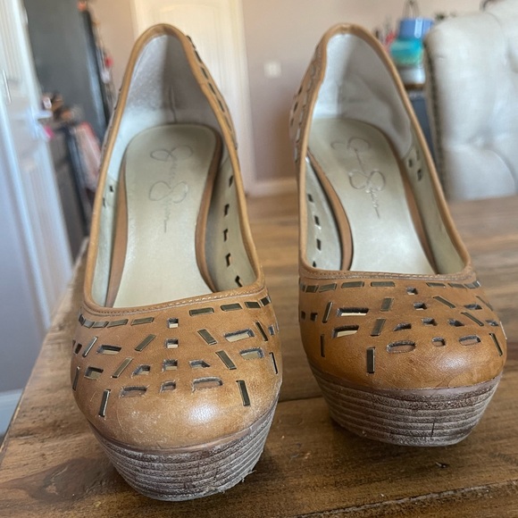 Jessica Simpson Desert Sand Vachetta Heels - Picture 3 of 6